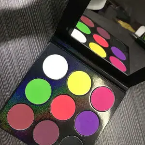 Nine vibrant eyeshadow colors
